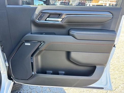 Used 2024 GMC Sierra 2500 AT4 w/ AT4 Premium Plus Package AWD/4WD image 14