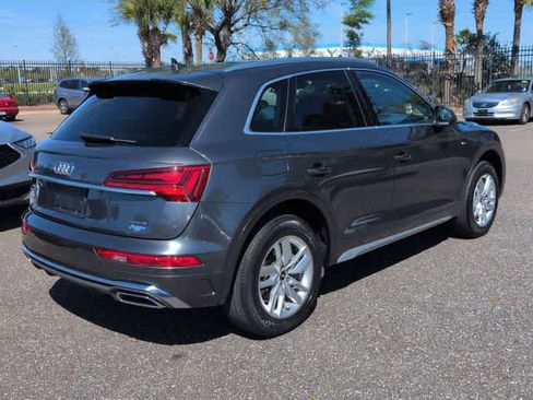 Used 2023 Audi Q5 2.0T Premium w/ Convenience Package image 8