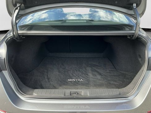 Used 2024 Nissan Sentra SV FWD image 15