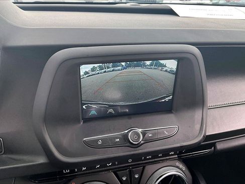 Used 2018 Chevrolet Camaro LT RWD image 14