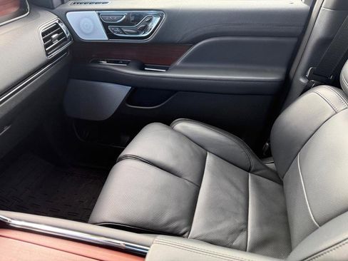 Certified 2023 Lincoln Navigator Reserve image 27