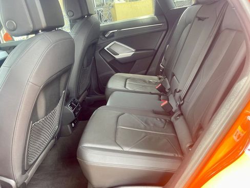 Used 2021 Audi Q3 2.0T Premium image 12