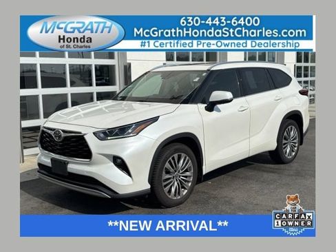 Used 2021 Toyota Highlander Platinum AWD/4WD image 1