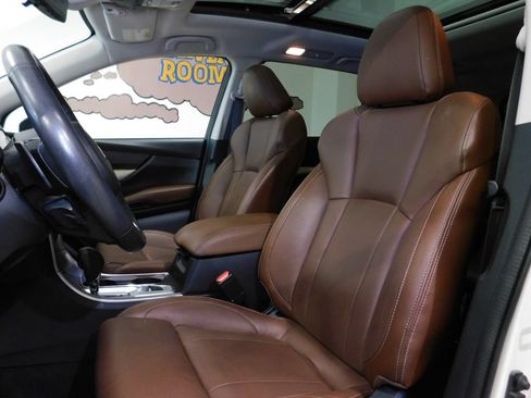 Used 2020 Subaru Ascent Touring AWD/4WD image 33