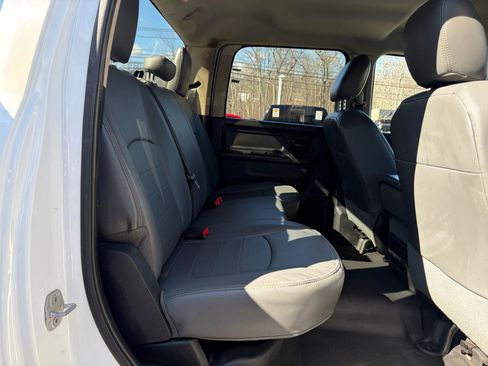 Used 2014 RAM 5500 Tradesman image 41