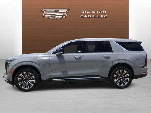 Certified 2026 Cadillac Escalade IQL Luxury AWD/4WD image 2