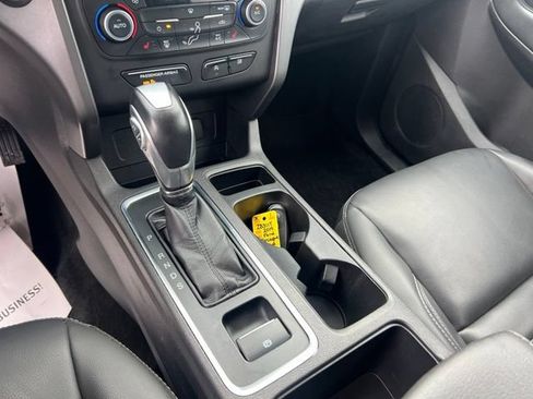 Certified 2019 Ford Escape SEL FWD image 15