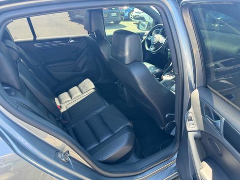 Used 2010 Volkswagen GTI 4-Door image 16
