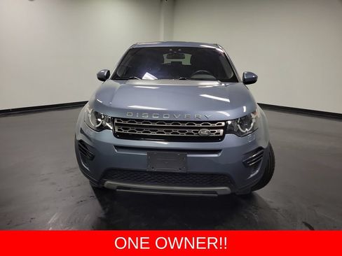 Used 2019 Land Rover Discovery Sport SE AWD/4WD image 2
