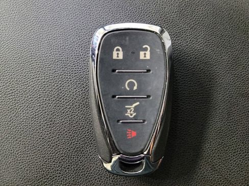 Used 2020 Chevrolet Equinox LT FWD image 32