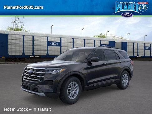 New 2026 Ford Explorer Active image 2