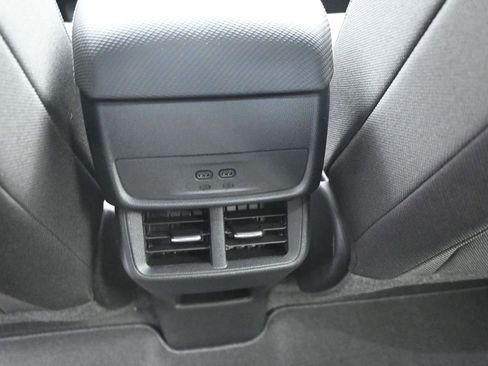 New 2026 Chevrolet Equinox LT w/ Safety and Technology Package image 18