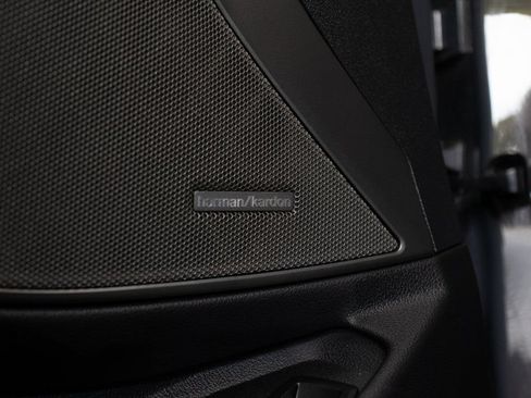 Used 2023 BMW M3 w/ M Carbon Exterior Package RWD image 22