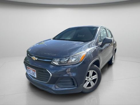 Used 2019 Chevrolet Trax LS AWD/4WD image 13