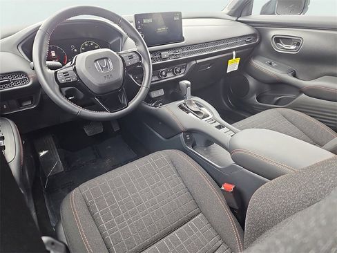 Used 2026 Honda HR-V Sport image 11