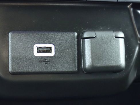 Used 2019 Chevrolet Silverado 1500 Custom w/ Custom Max Trailering Package image 22