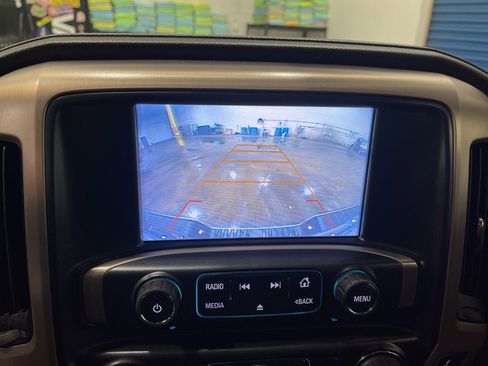 Used 2017 GMC Sierra 1500 Denali w/ Denali Ultimate Package image 16