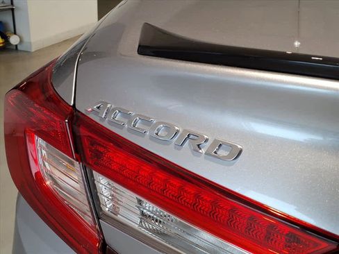Used 2022 Honda Accord Sport image 17