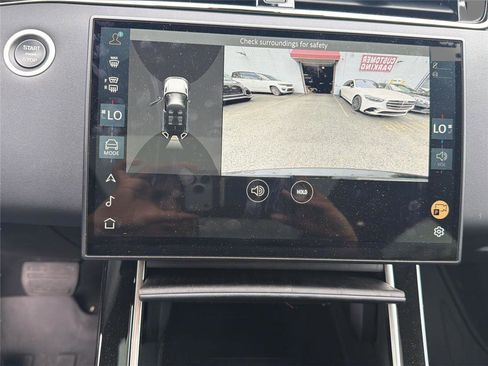 Used 2024 Land Rover Range Rover Evoque S AWD/4WD image 17
