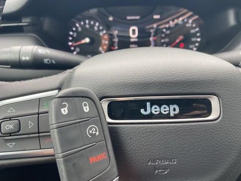 Used 2026 Jeep Compass Latitude AWD/4WD image 47