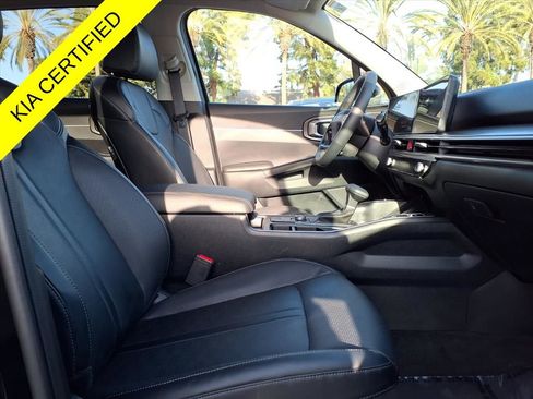 Certified 2026 Kia Sorento S w/ S Panoramic Sunroof Package FWD image 9