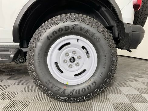 New 2026 Ford Bronco Heritage Edition AWD/4WD image 10