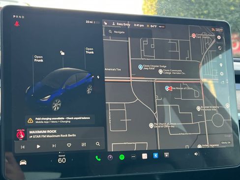 Used 2021 Tesla Model Y Standard Range image 23