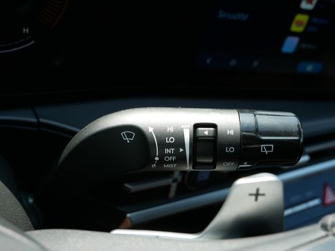 Certified 2026 Hyundai Santa Fe SEL AWD/4WD image 30