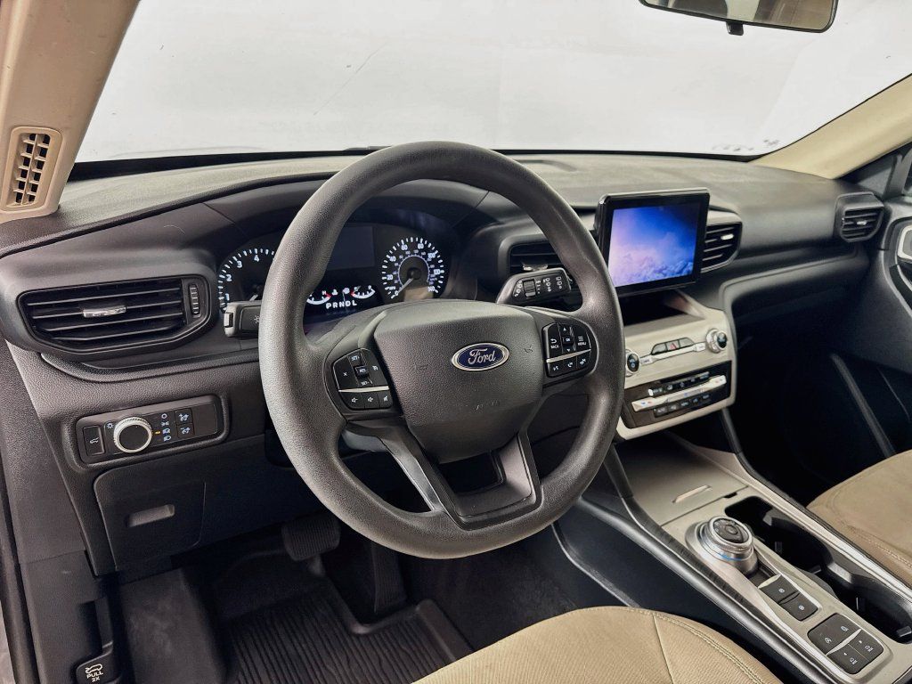 Used 2021 Ford Explorer 2WD image 10