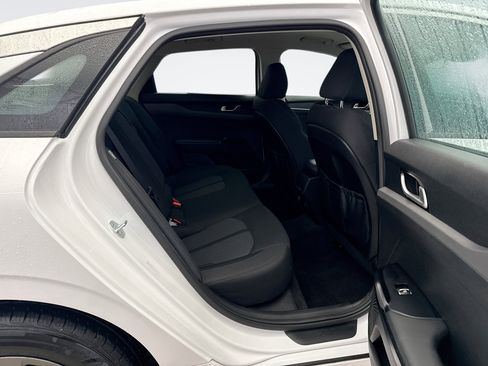 Used 2023 Kia K5 LXS image 17