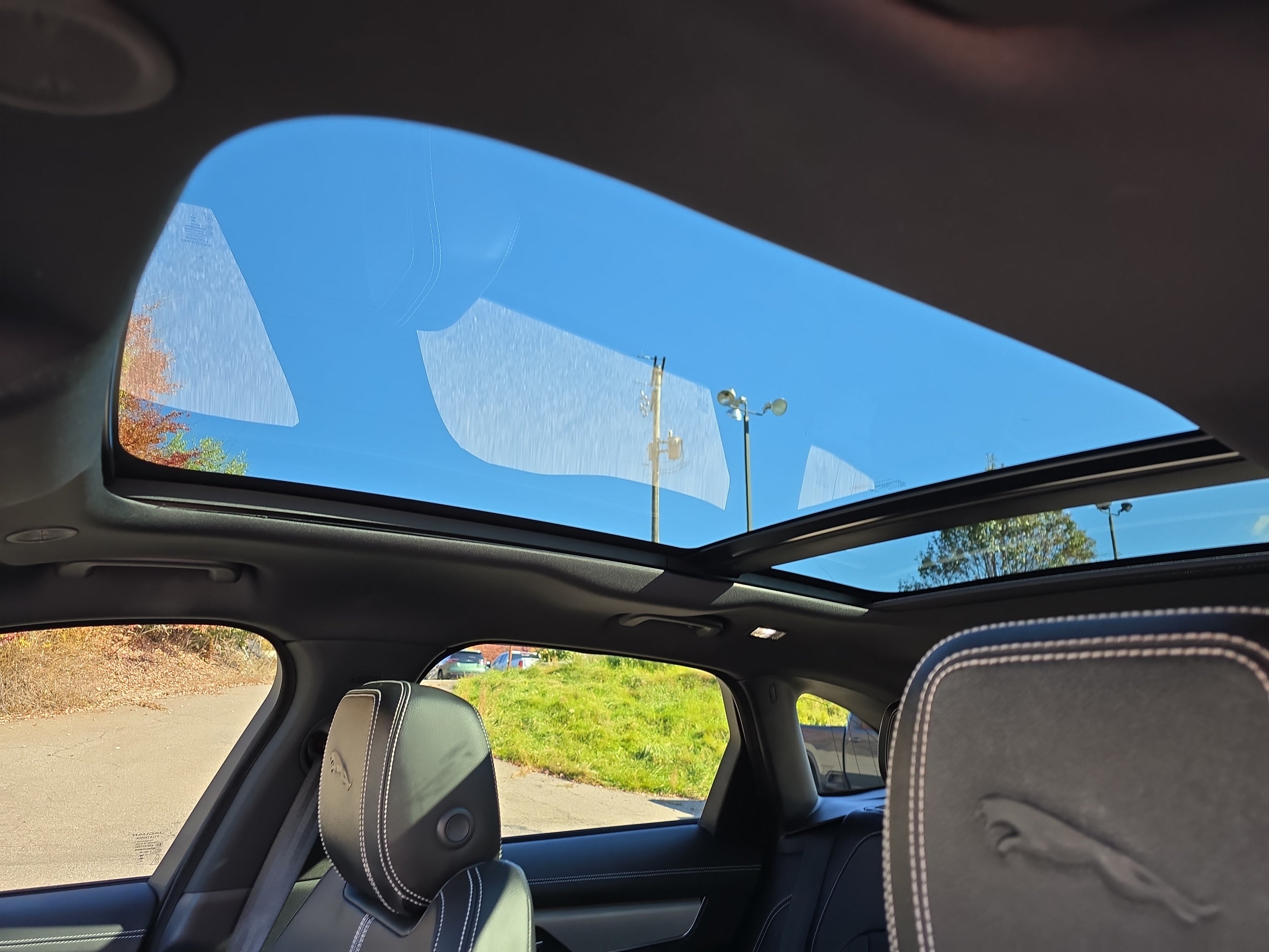 Used 2025 Jaguar F-PACE R-Dynamic S AWD/4WD image 15