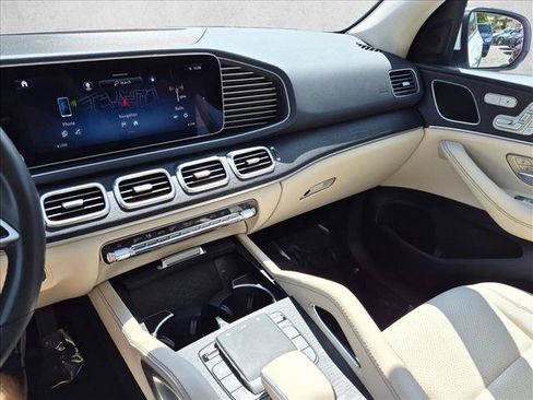 Used 2026 Mercedes-Benz GLE 450e 4MATIC image 14