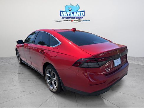 Certified 2024 Honda Accord EX image 35