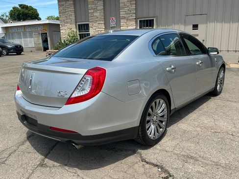 Used 2013 Lincoln MKS AWD image 3