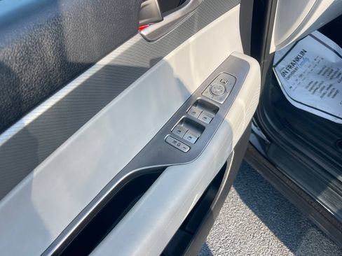 Used 2023 Hyundai Palisade SEL w/ Cargo Package FWD image 11