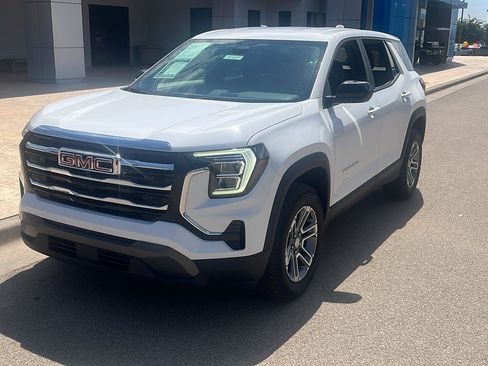 Used 2026 GMC Terrain Elevation AWD/4WD image 3