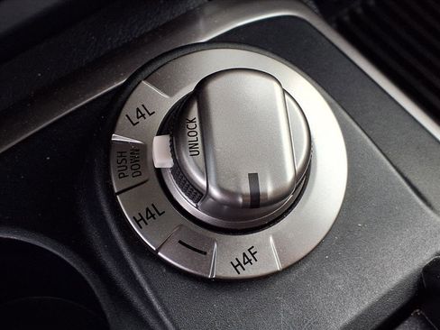 Used 2023 Toyota 4Runner Limited image 16