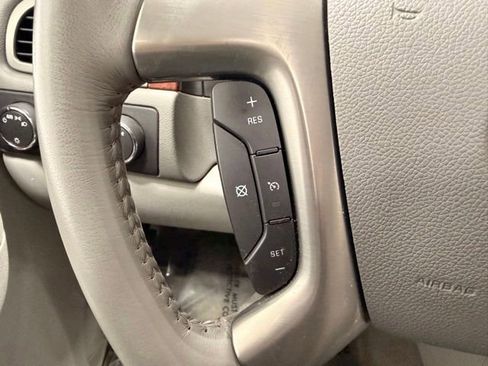 Used 2012 Chevrolet Tahoe LT w/ Luxury Package AWD/4WD image 31
