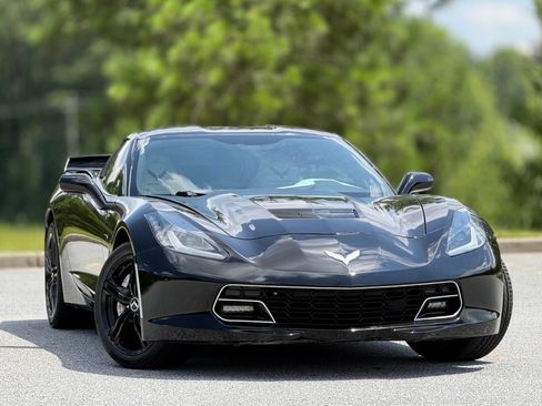 Used 2016 Chevrolet Corvette Stingray Coupe RWD image 4