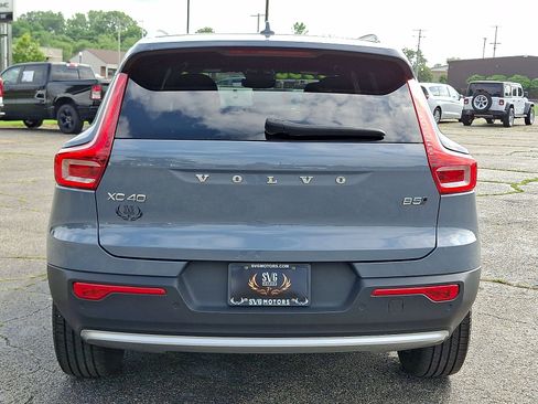 Used 2023 Volvo XC40 B5 Core AWD/4WD image 23