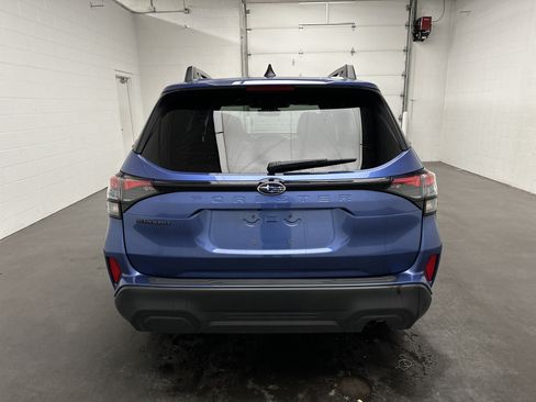 Used 2026 Subaru Forester Premium AWD/4WD image 7