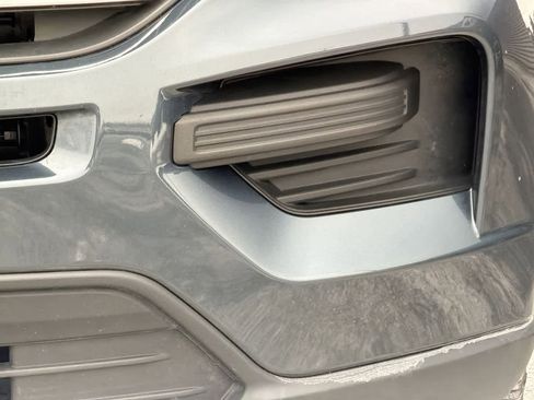 Certified 2022 Ford Explorer XLT image 11