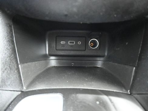 Used 2020 Chevrolet Equinox LT image 19