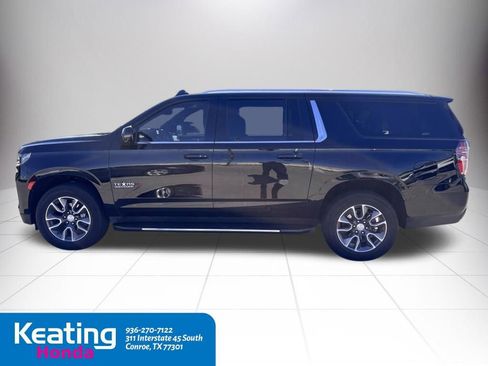 Used 2024 Chevrolet Suburban LT w/ LT Signature Package AWD/4WD image 10