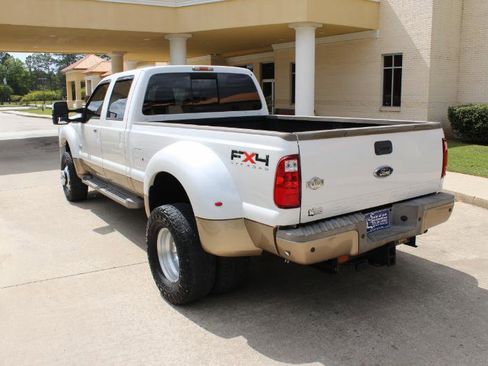 Used 2011 Ford F450 King Ranch w/ FX4 Off Road Pkg image 12