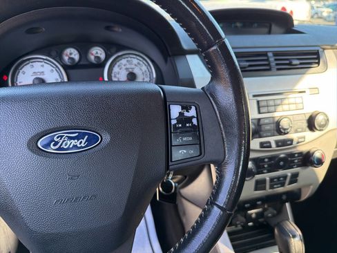 Used 2008 Ford Focus SE image 28