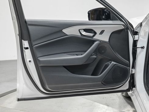 Used 2023 Acura TLX image 12