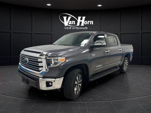 Used 2018 Toyota Tundra Limited w/ Limited Premium Package AWD/4WD image 3