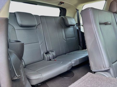 Used 2020 GMC Yukon Denali RWD image 28