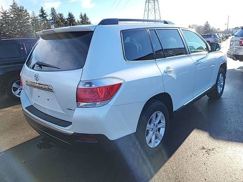 Used 2012 Toyota Highlander SE image 3